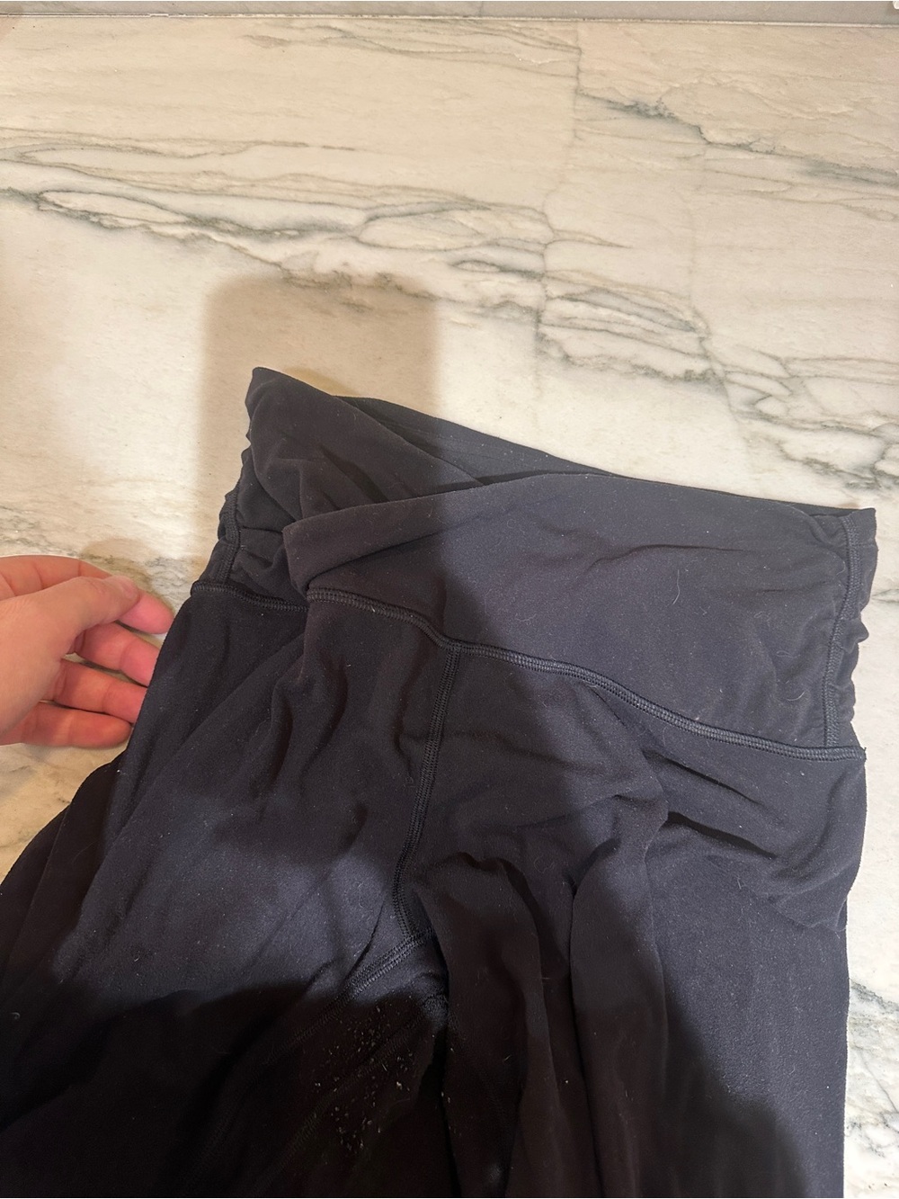 Lululemon Black Crossover Wrap Waist Capri Leggings - 8